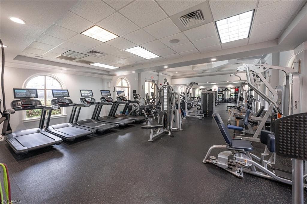 2862 Lone Pine Ln, Naples, FL 34119-48
