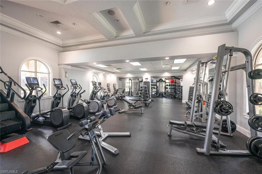 2862 Lone Pine Ln, Naples, FL 34119-49