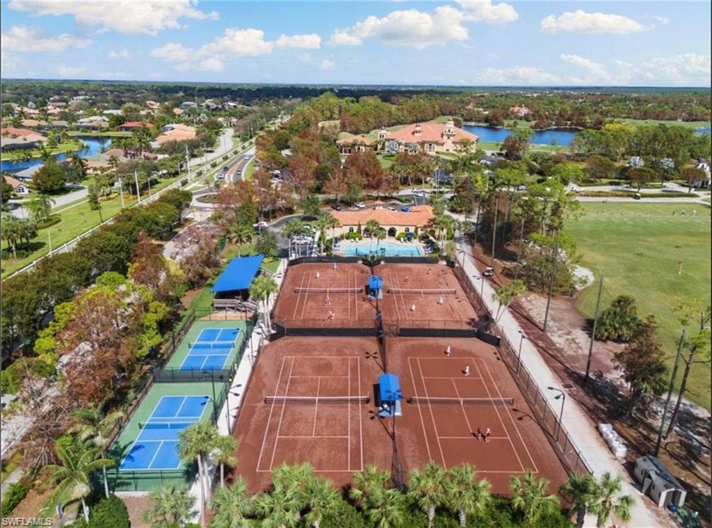 2862 Lone Pine Ln, Naples, FL 34119-51