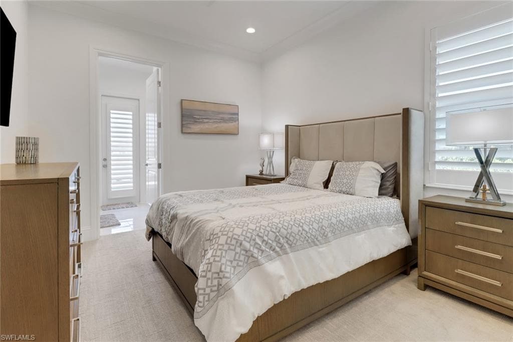 14370 Laguna Springs Ln, Naples, FL 34114-18
