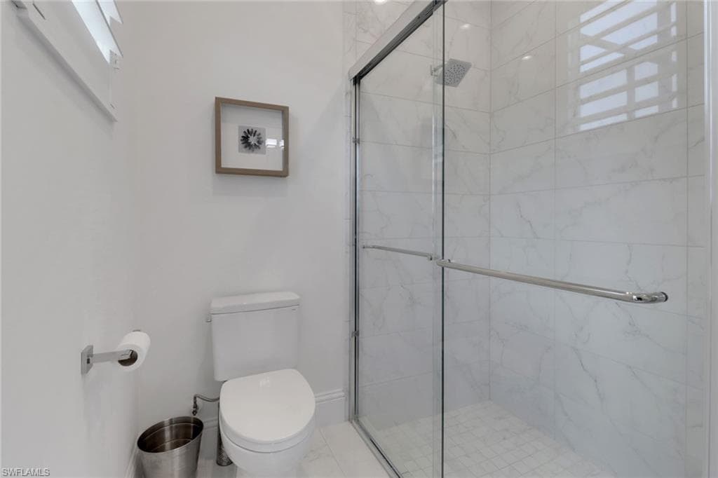14370 Laguna Springs Ln, Naples, FL 34114-20
