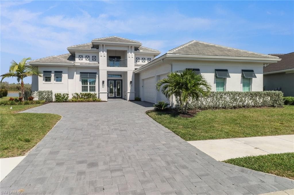 14370 Laguna Springs Ln, Naples, FL 34114-2
