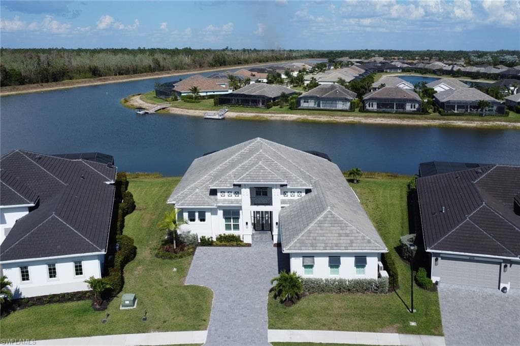14370 Laguna Springs Ln, Naples, FL 34114-37