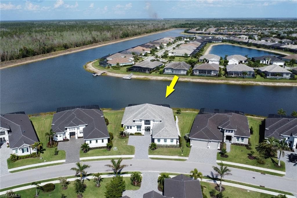 14370 Laguna Springs Ln, Naples, FL 34114-38