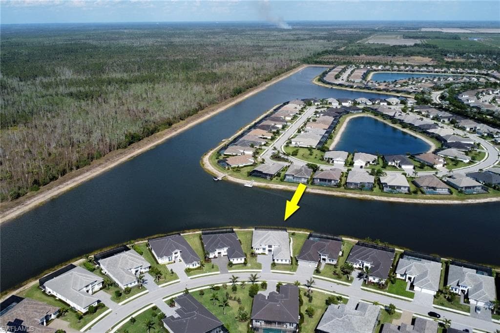 14370 Laguna Springs Ln, Naples, FL 34114-40