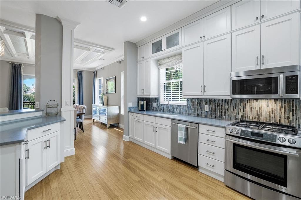 9053 Cascada Way 202, Naples, FL 34114-8