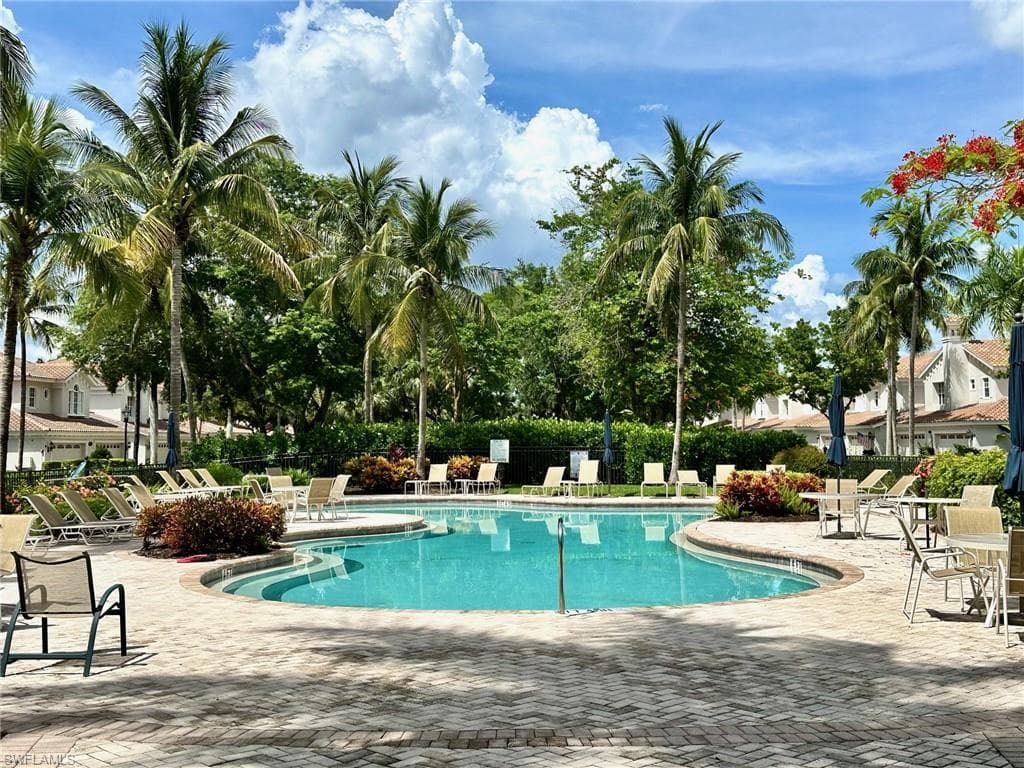 9053 Cascada Way 202, Naples, FL 34114-42