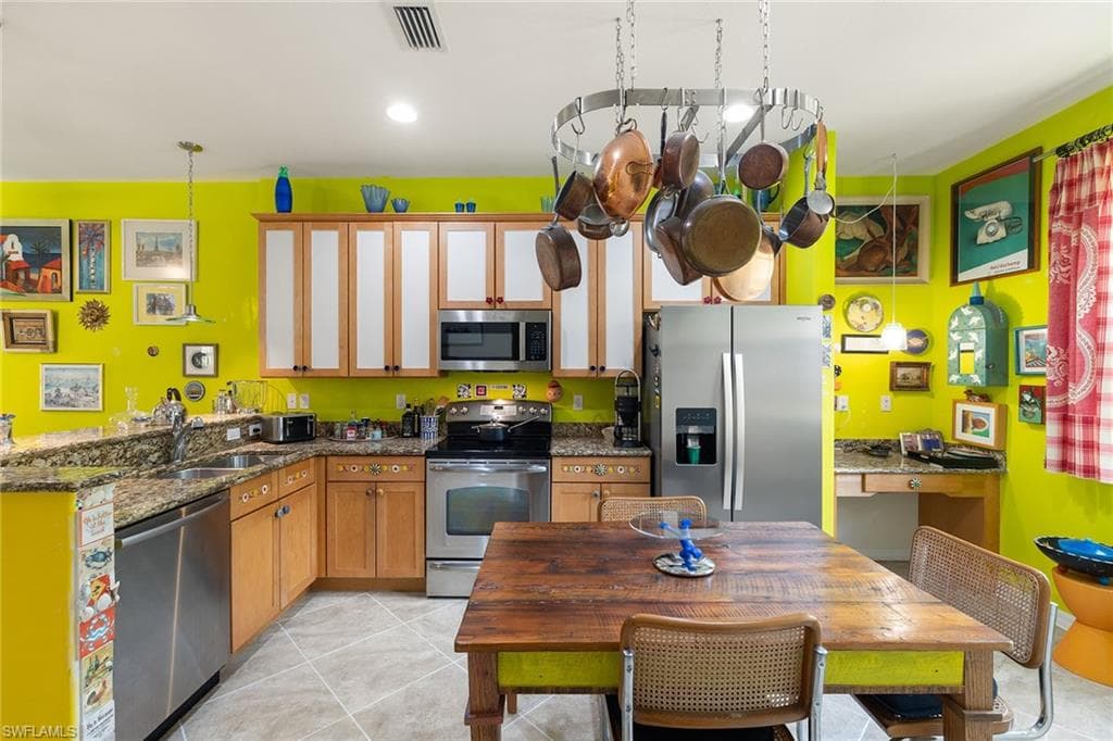 8957 Malibu St 502, Naples, FL 34113-15