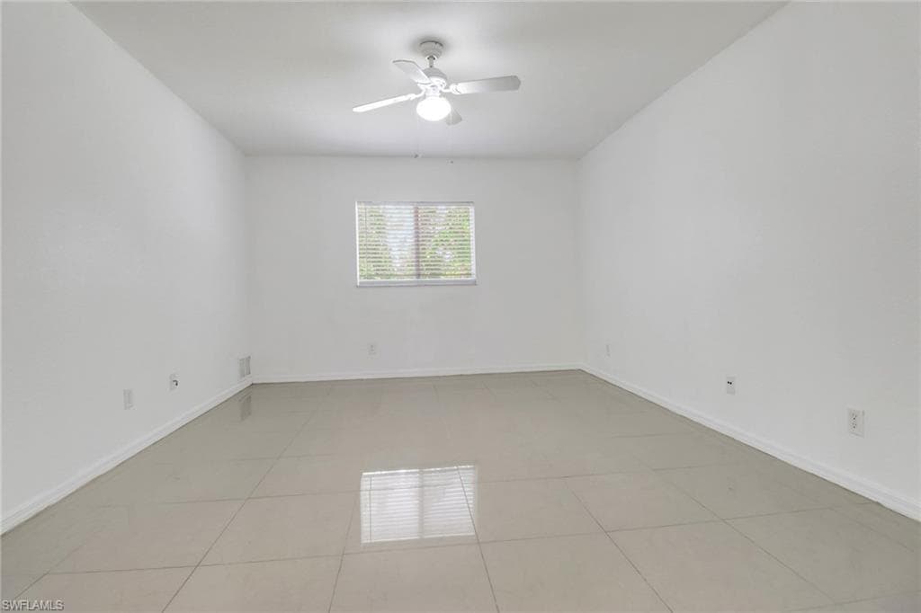 765 Aprile Ave S, Lehigh Acres, FL 33974-16