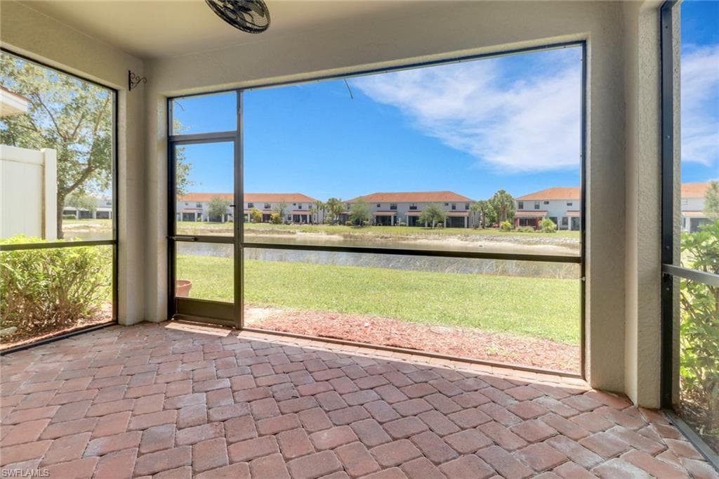 15357 Summit Place Cir 260, Naples, FL 34119-18