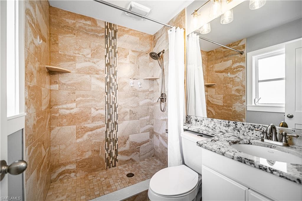 778 98th Ave N, Naples, FL 34108-13