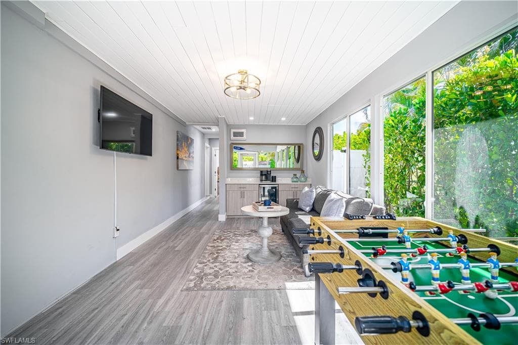 778 98th Ave N, Naples, FL 34108-22