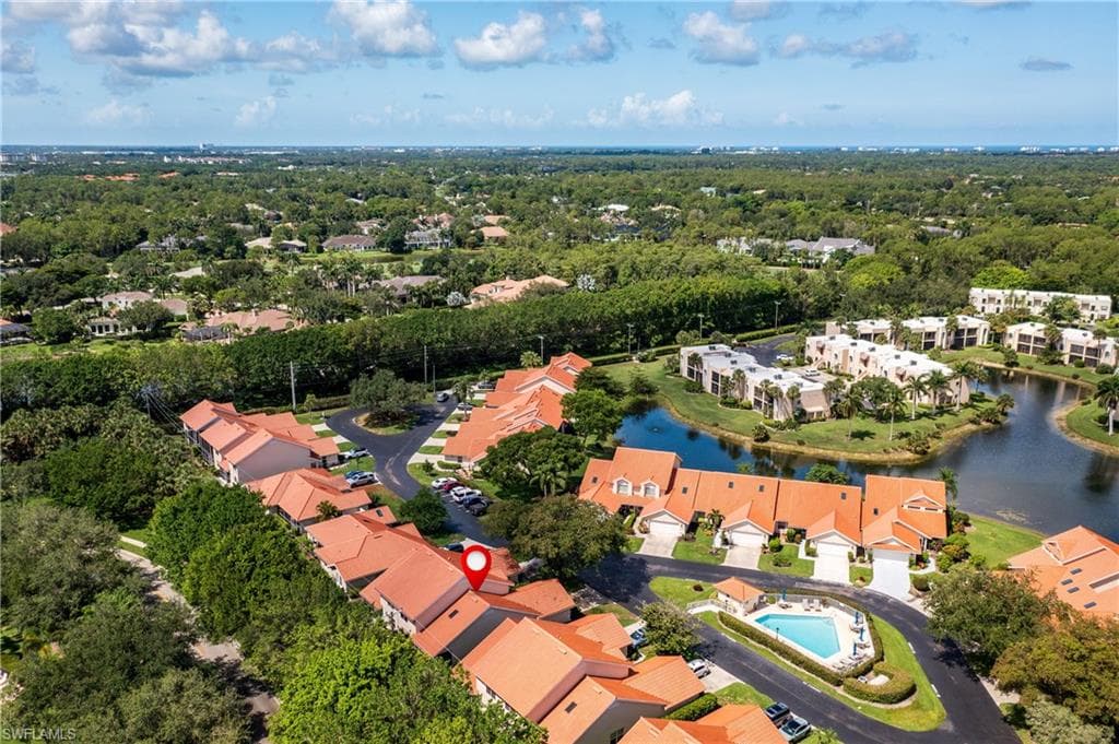 4718 Via Carmen, Naples, FL 34105-28