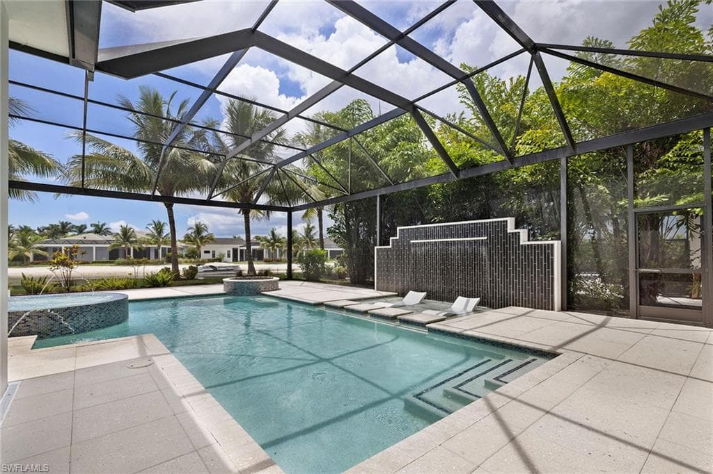 10630 Via Torino Way, Miromar Lakes, FL 33913-39
