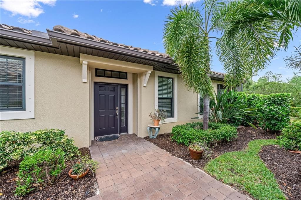 8257 Lucello Ter W, Naples, FL 34114-4