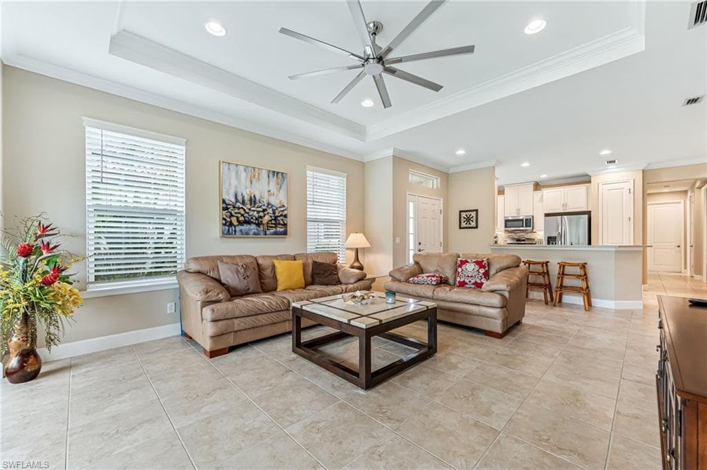 8257 Lucello Ter W, Naples, FL 34114-7