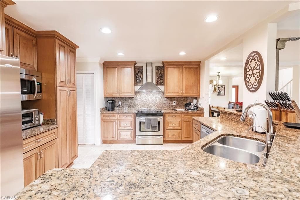 5119 Harrogate Ct, Naples, FL 34112-14