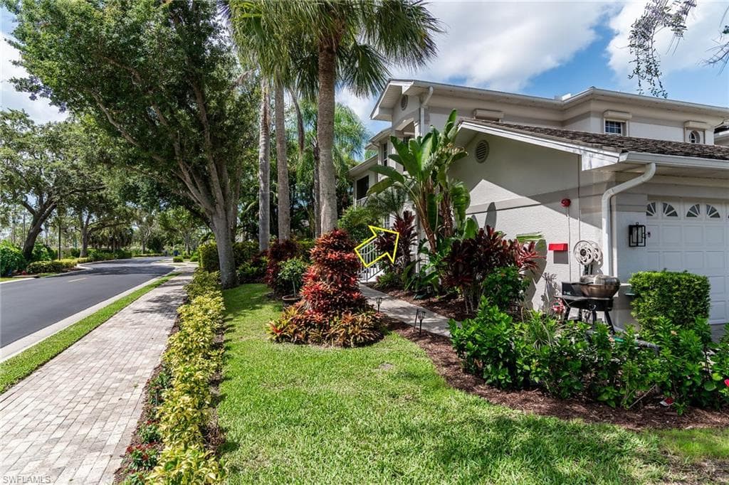 5040 Yacht Harbor Cir 6, Naples, FL 34112-34