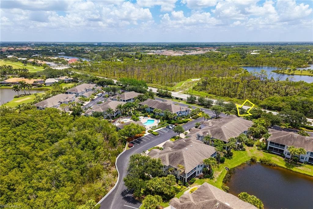 5040 Yacht Harbor Cir 6, Naples, FL 34112-37