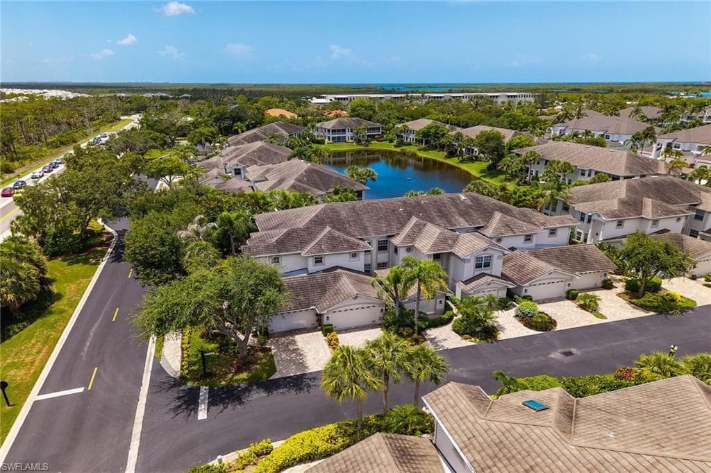 5040 Yacht Harbor Cir 6, Naples, FL 34112-39