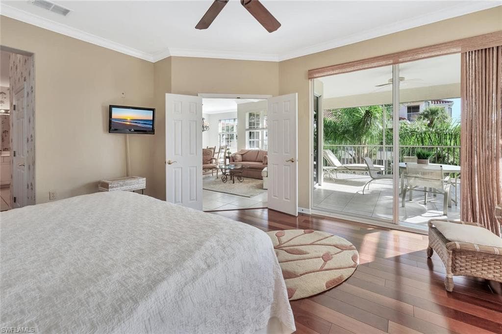 4844 Hampshire Ct 201, Naples, FL 34112-18