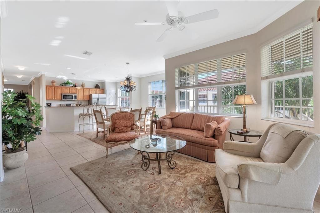 4844 Hampshire Ct 201, Naples, FL 34112-2