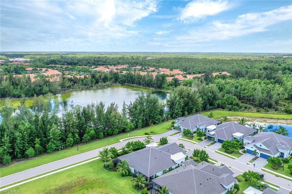 2238 Marquesa Cir, Naples, FL 34112-15