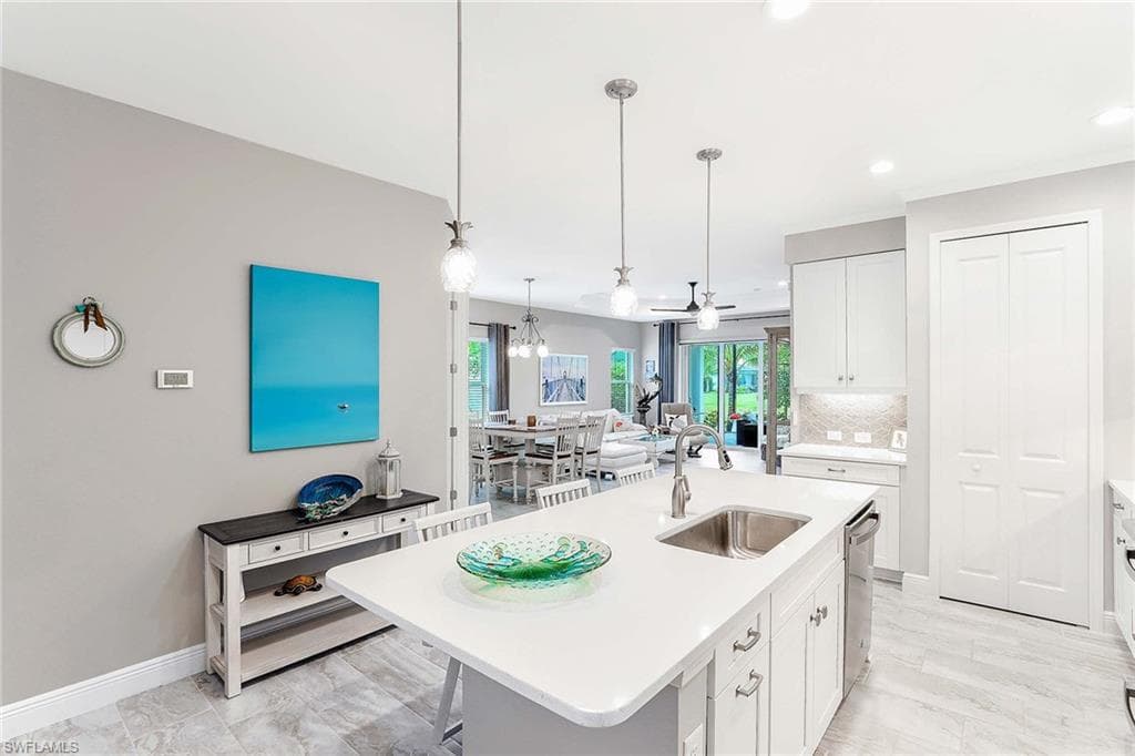 2238 Marquesa Cir, Naples, FL 34112-17