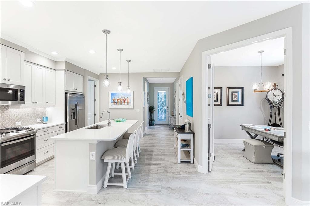 2238 Marquesa Cir, Naples, FL 34112-23