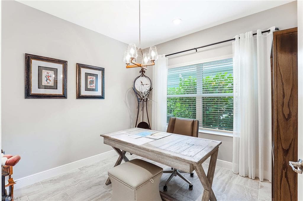 2238 Marquesa Cir, Naples, FL 34112-24