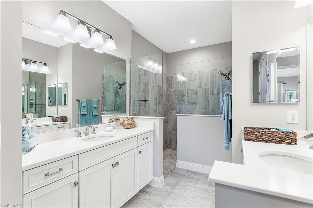 2238 Marquesa Cir, Naples, FL 34112-26