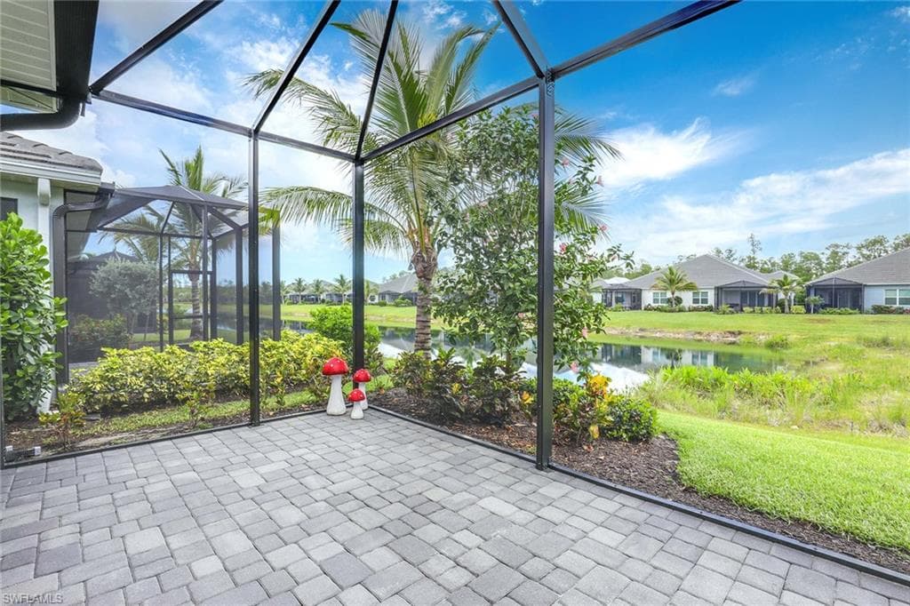 2238 Marquesa Cir, Naples, FL 34112-33