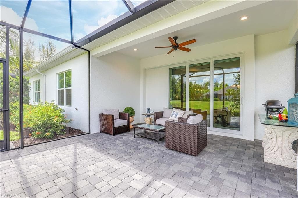 2238 Marquesa Cir, Naples, FL 34112-34