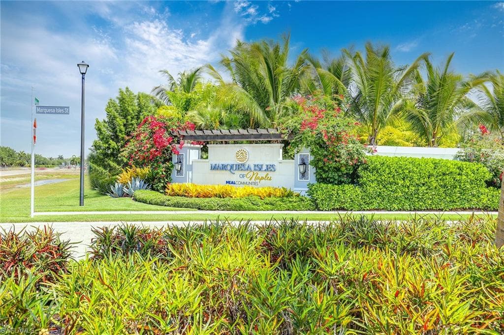 2238 Marquesa Cir, Naples, FL 34112-42