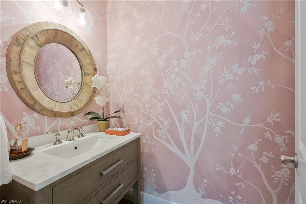 10082 Palazzo Dr, Naples, FL 34119-28