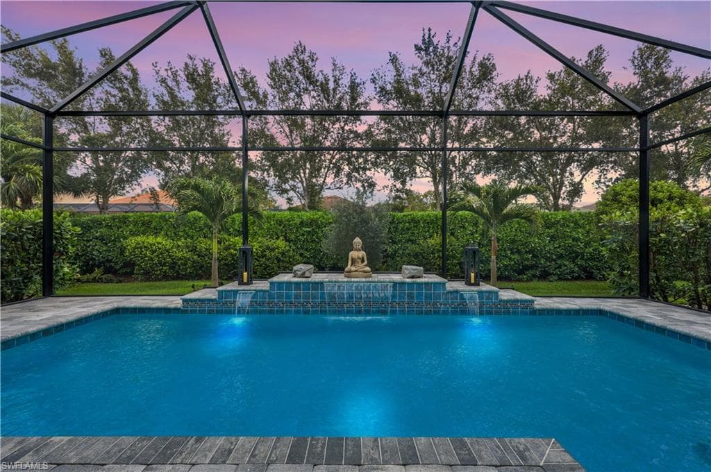 10082 Palazzo Dr, Naples, FL 34119-3