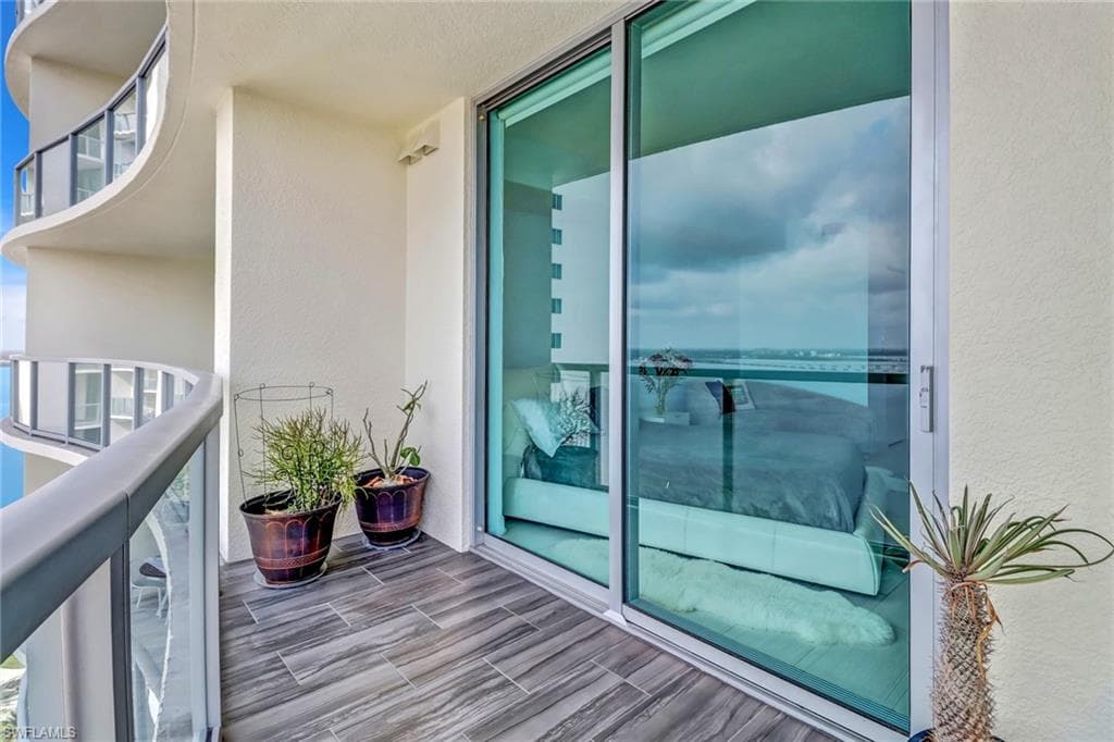 3000 Oasis Grand Blvd 2205, Fort Myers, FL 33916-26