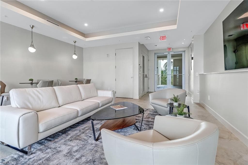 3000 Oasis Grand Blvd 2205, Fort Myers, FL 33916-33