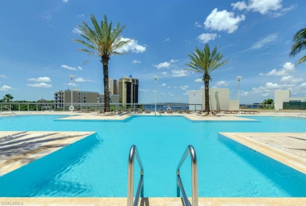 3000 Oasis Grand Blvd 2205, Fort Myers, FL 33916-39