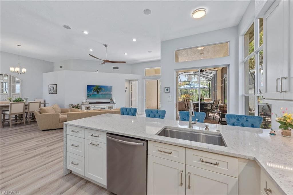 8556 Pepper Tree Way, Naples, FL 34114-9