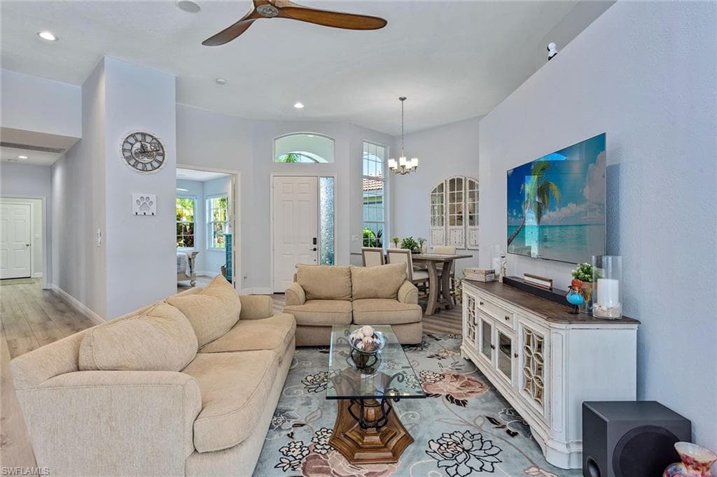 8556 Pepper Tree Way, Naples, FL 34114-7