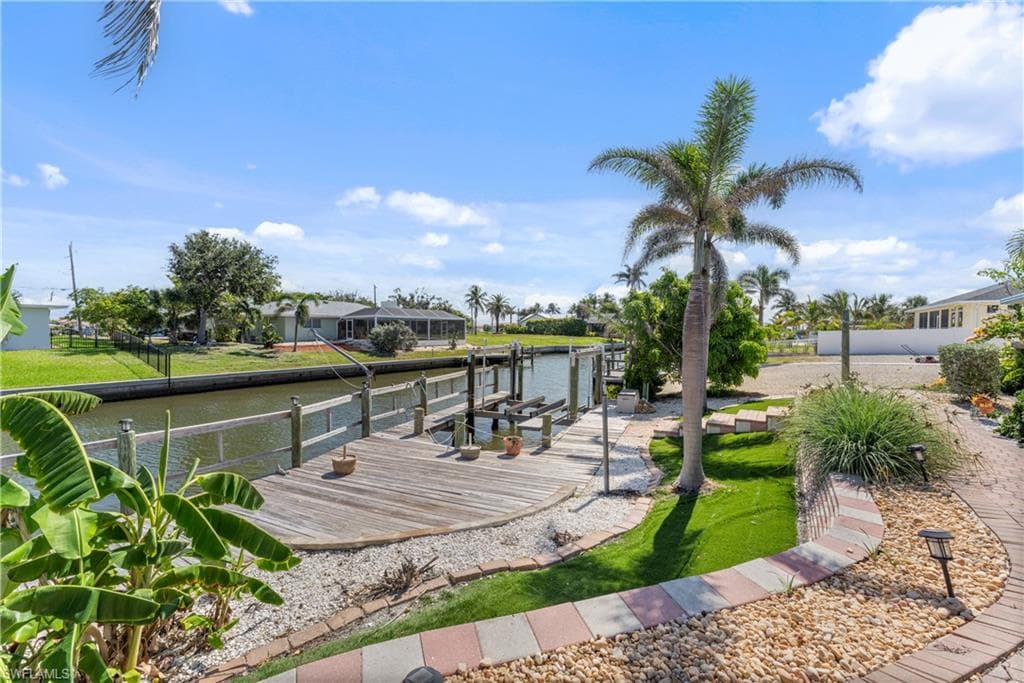 5475 Avenida Pescadora, Fort Myers Beach, FL 33931-28