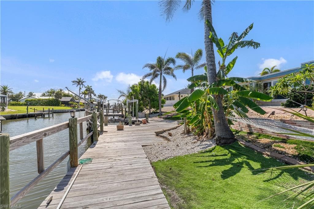 5475 Avenida Pescadora, Fort Myers Beach, FL 33931-29