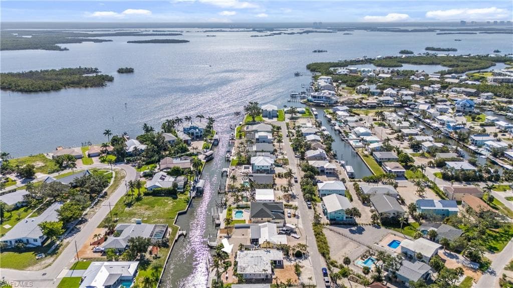 5475 Avenida Pescadora, Fort Myers Beach, FL 33931-37