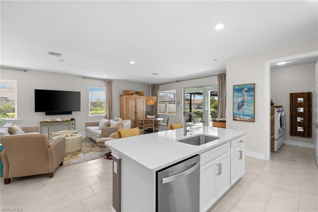28056 Seasons Tide Ave, Bonita Springs, FL 34135-6