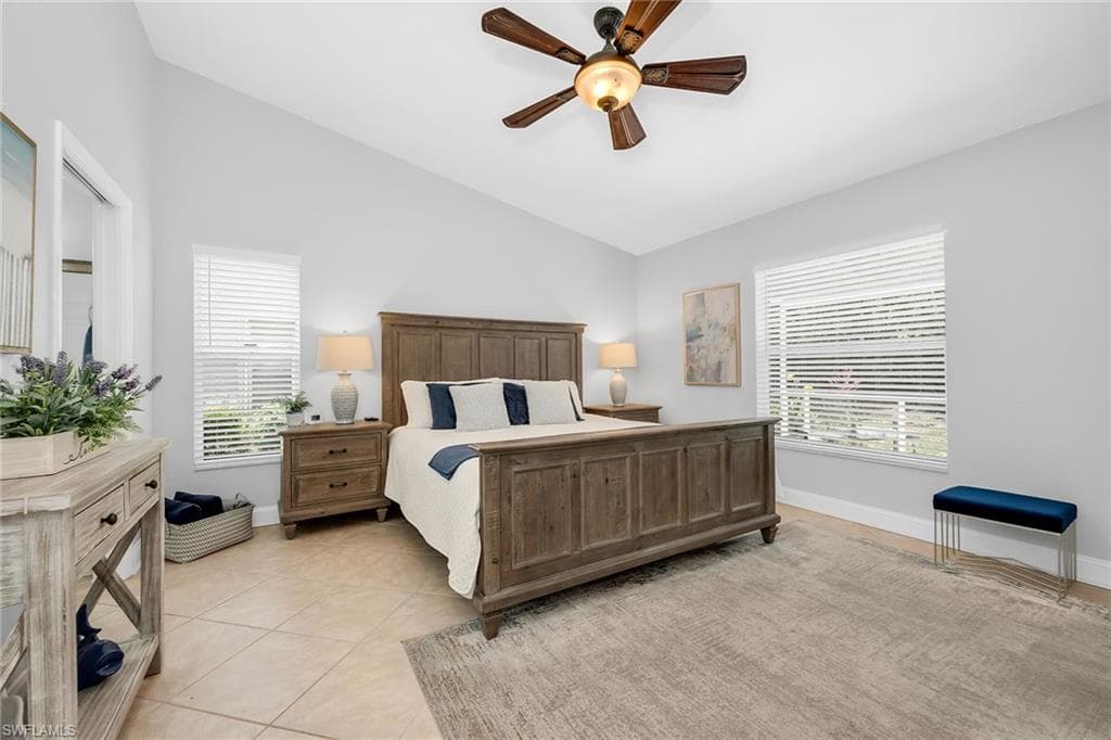 1724 Royal Cir 901, Naples, FL 34112-19