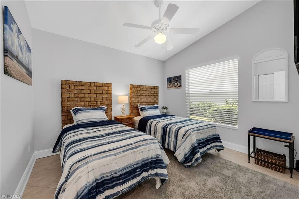 1724 Royal Cir 901, Naples, FL 34112-22