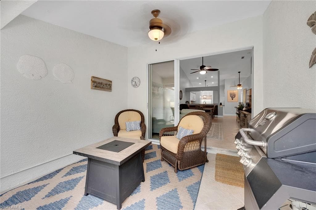 1724 Royal Cir 901, Naples, FL 34112-25