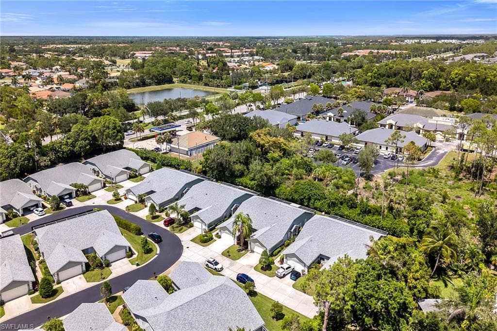 1724 Royal Cir 901, Naples, FL 34112-32