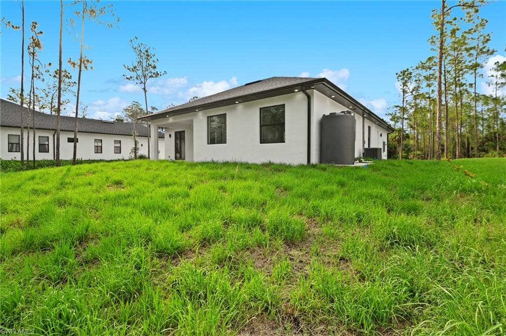 3324 27th Ave NE, Naples, FL 34120-46